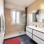 公寓 5 Lits, T4, 3 Chambres, 100m2, Free Parking, Spacieux