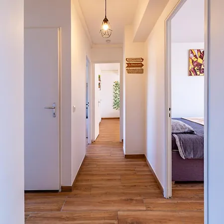5 Lits, 3ch, 100m2, Free Parking, Spacieux * Pau